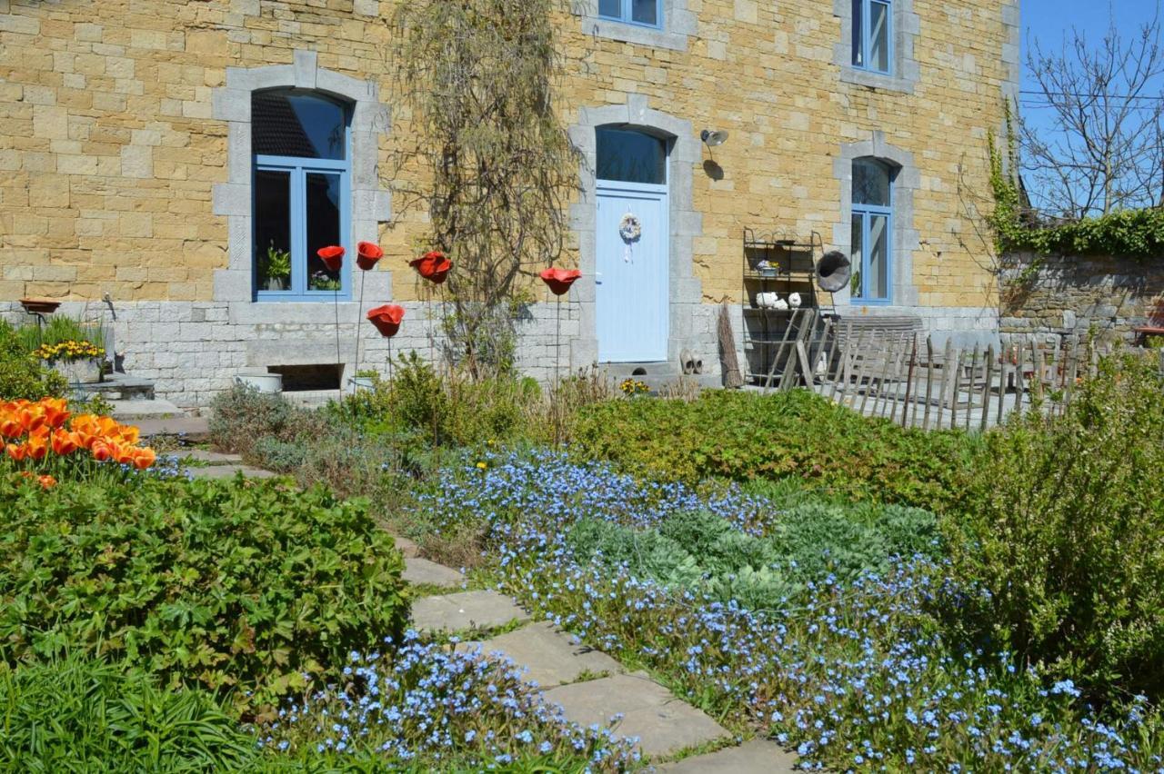 Aux 4 Saules De 4 Wilgen Bed & Breakfast Modave Exterior photo