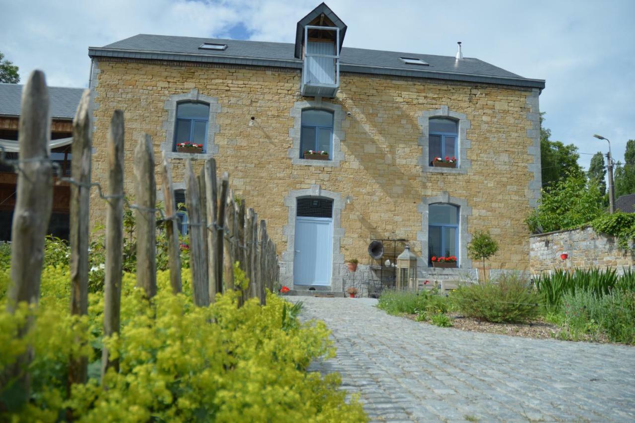 Aux 4 Saules De 4 Wilgen Bed & Breakfast Modave Exterior photo